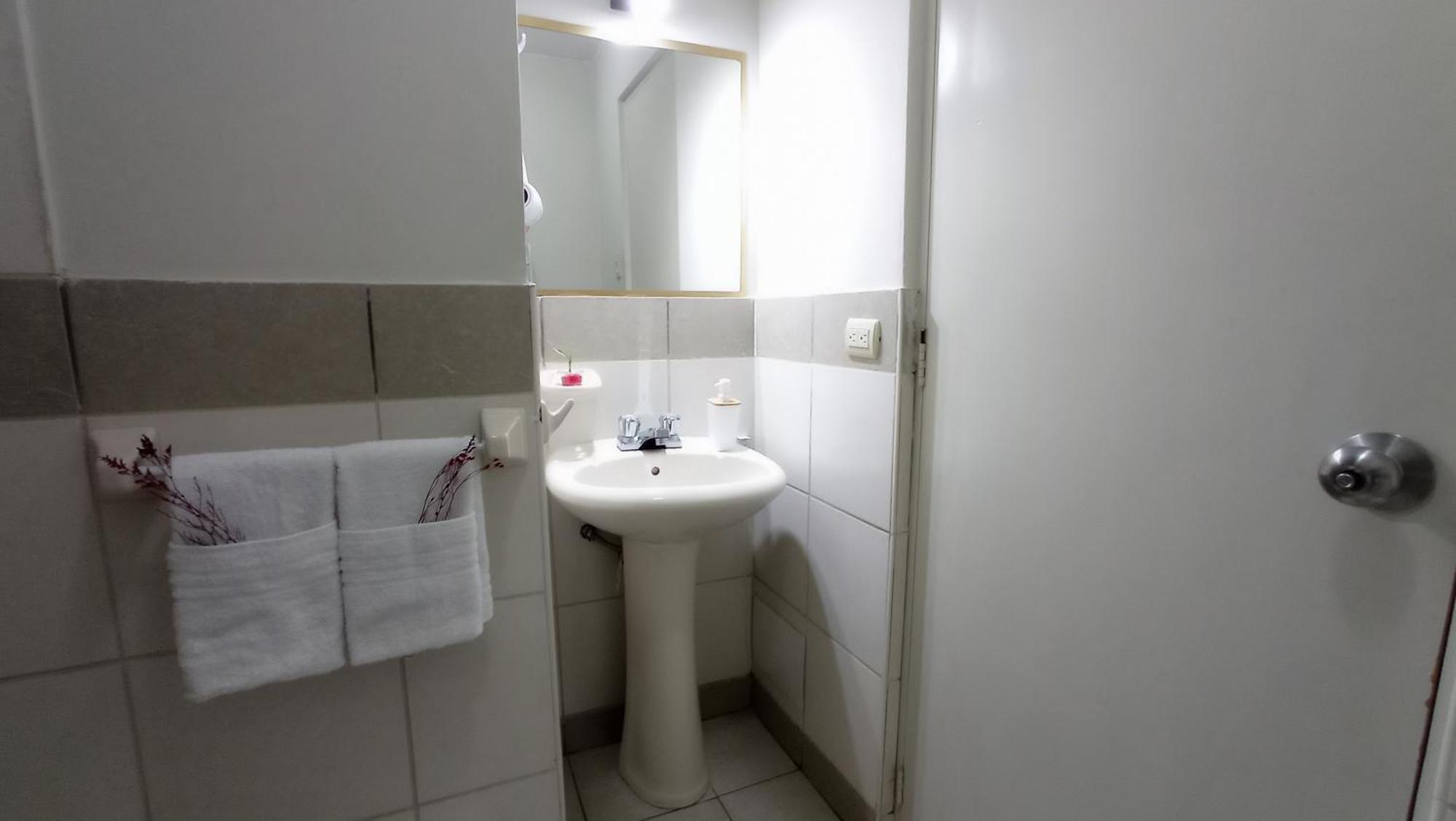 Habitacion Bano Propio La Paz 1 利马 外观 照片