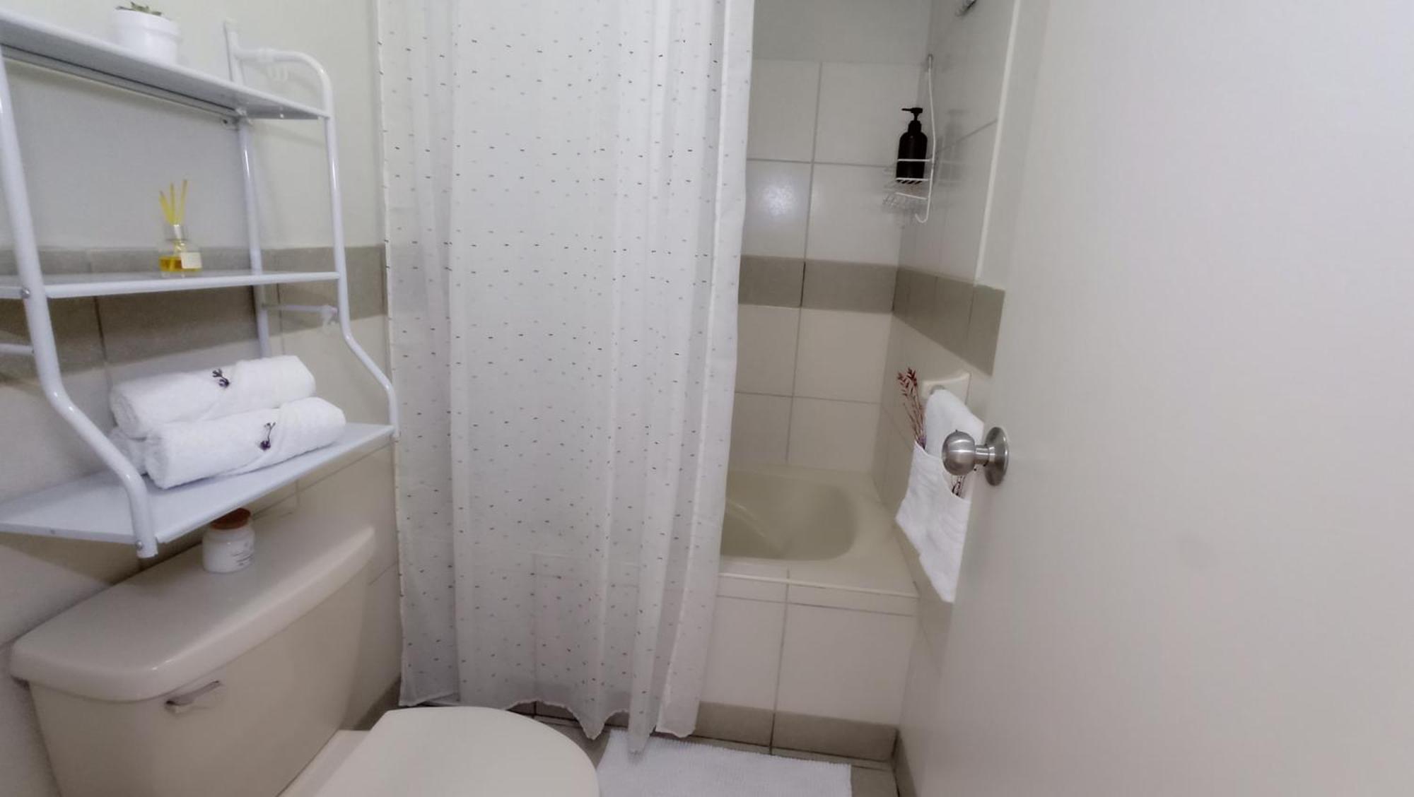 Habitacion Bano Propio La Paz 1 利马 外观 照片